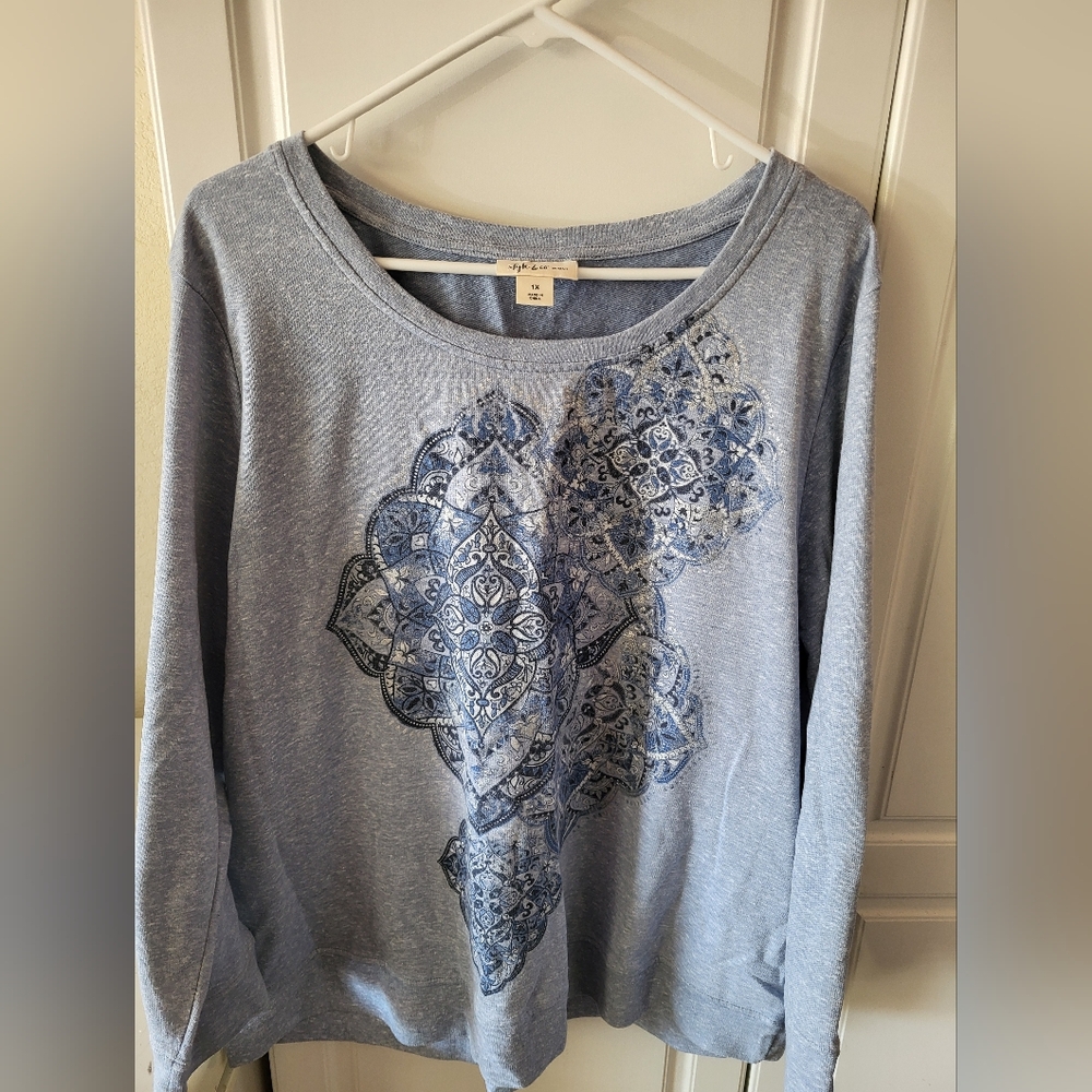 Style & Co. Blue Patterned Long Sleeve Tee